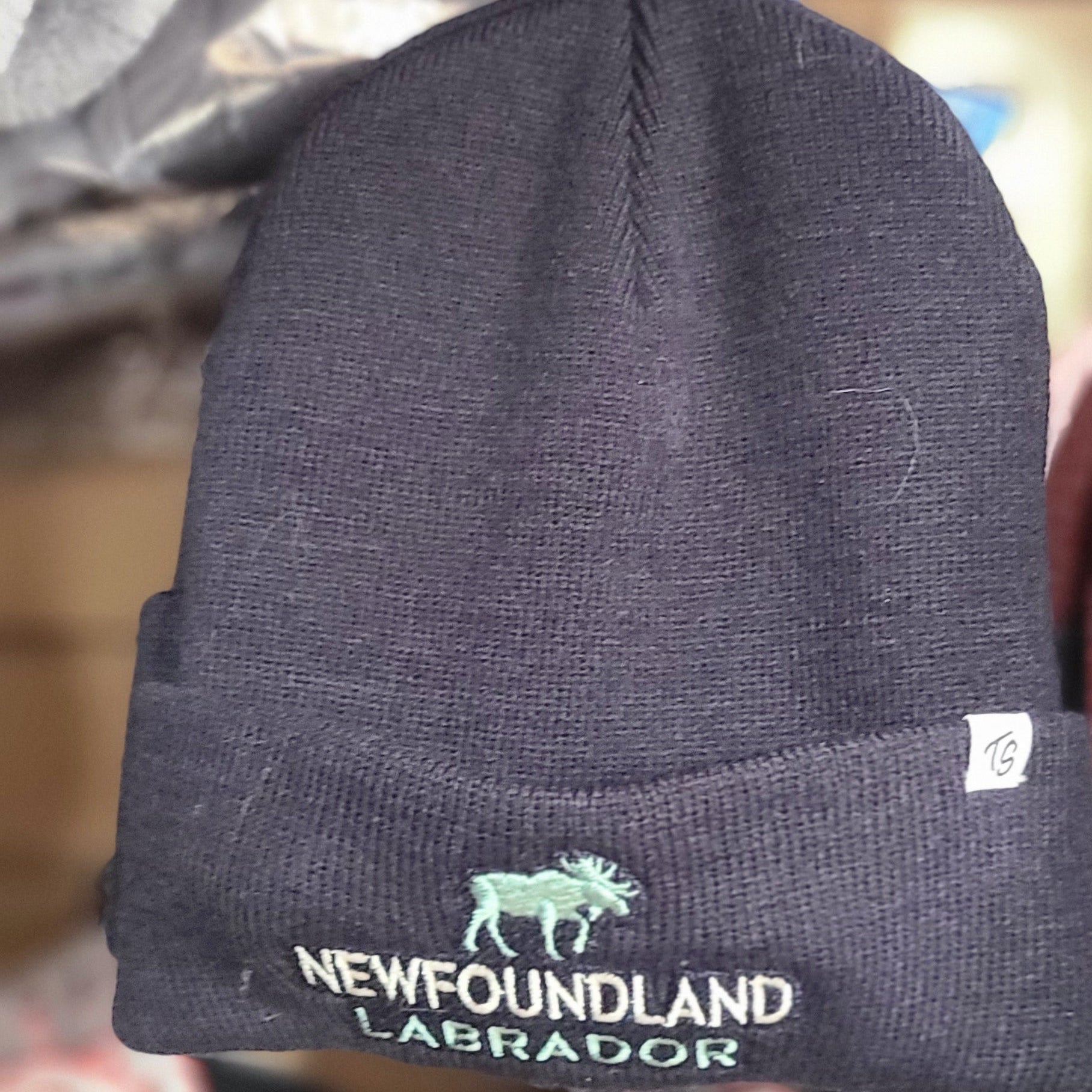 Dark-gray-beanie-with- 'Newfoundland-Labrador'-logo.